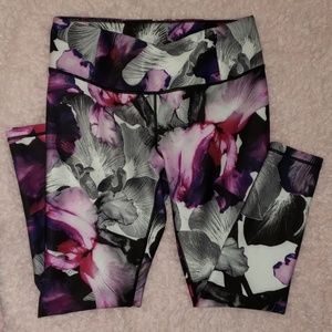 CALIA by Carrie Underwood yoga pants